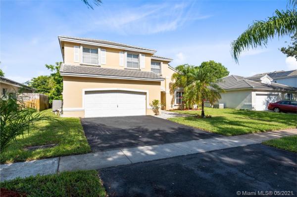 Amber Lake, 1844 SW 94th Ter, Miramar, Florida 33025, image 2