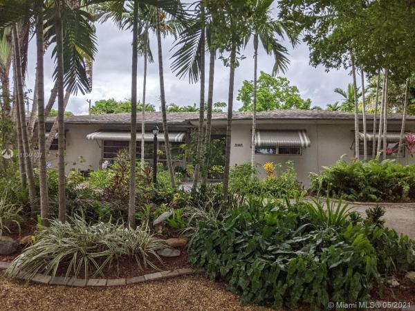 945 NE 176th St, Miami, Florida 33162, image 2