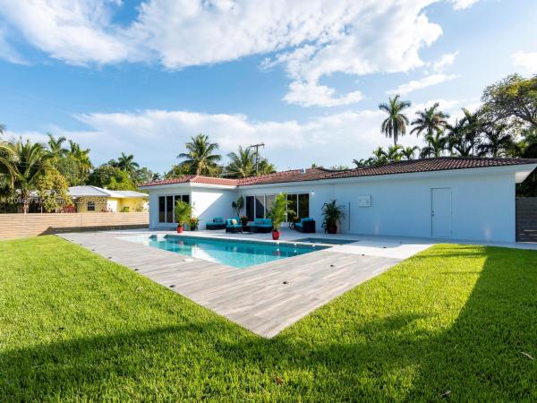 Miami Shores Residential, 10125 Biscayne Blvd, Miami Shores, Florida 33138, image 2