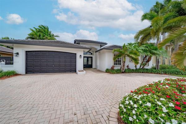 Garden Hills, 15817 SW 100th Ter, The Hammocks, Florida 33196, image 2