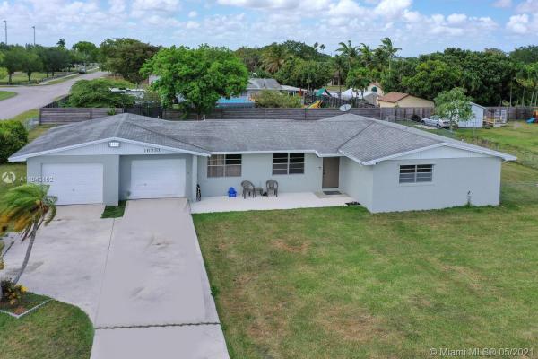 16281 SW 283rd St, Unincorporated Dade County, Florida 33033, image 2