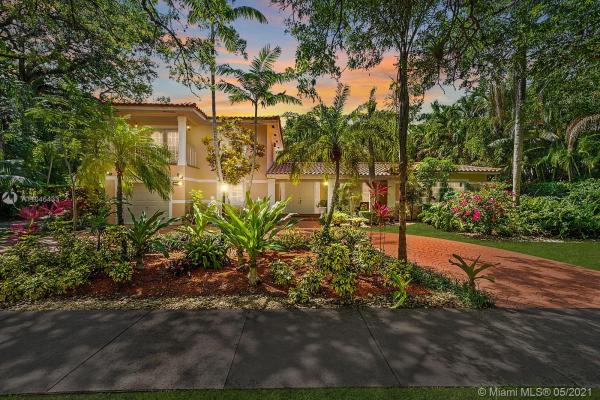 Granada, 1423 Alhambra Cir, Coral Gables, Florida 33134, image 2