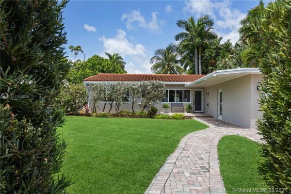La Gorce Golf, 5750 Alton Rd, Miami Beach, Florida 33140, image 2