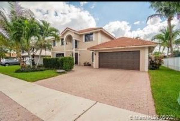 Shenandoah, Davie, Florida 33325, image 2