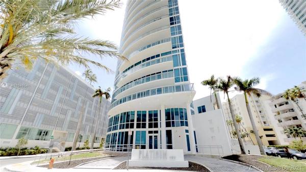 Platinum, 480 NE 30th St #807, Miami, Florida 33137, image 2