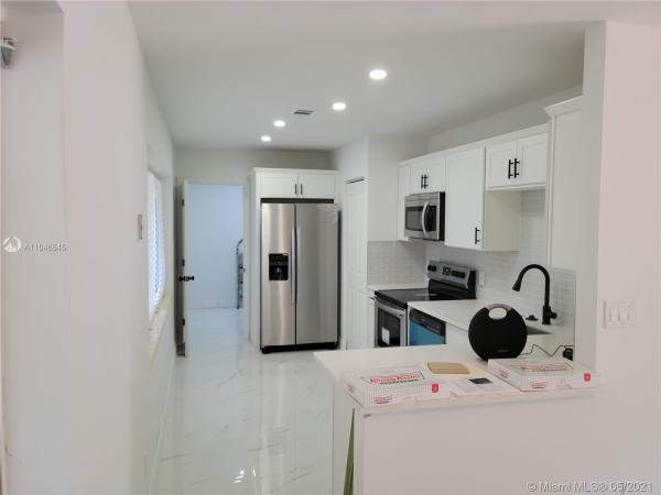 Palmetto Country Club Estates, 9700 SW 167th St, Palmetto Estates, Florida 33157, image 2