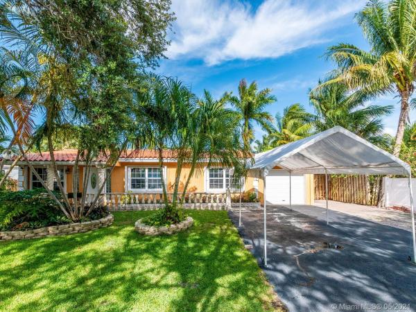 Look Homesites, 1915 N 28th Ave, Hollywood, Florida 33020, image 2