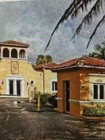 Villas Of Pinecrest, Pinecrest, Florida 33156, image 2