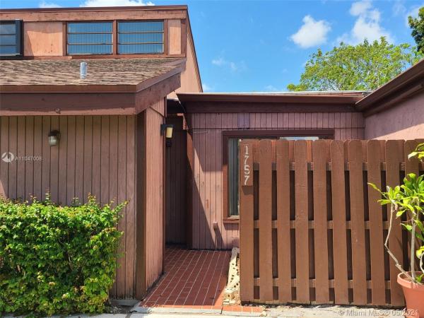 Omega Villas, Plantation, Florida 33313, image 2