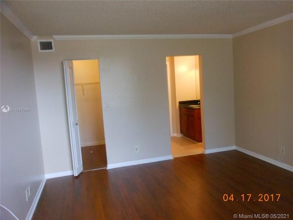 Isles Of Inverrary, 6475 W Oakland Park Blvd #108, Lauderhill, Florida 33313, image 3