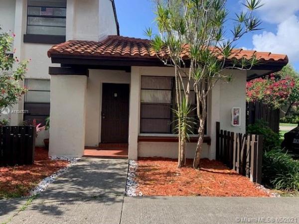 Village Homes In The Crossings, 11125 SW 132nd Ct #9-1, The Crossings, Florida 33186, image 2