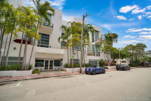 Vilasol, 7744 Collins Ave #9, Miami Beach, Florida 33141, image 2