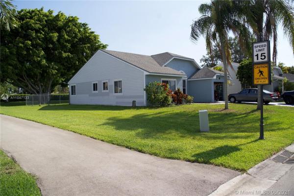 Country Park At Boca Raton, 8276 Cedar Hollow Ln, Boca Raton, Florida 33433, image 2