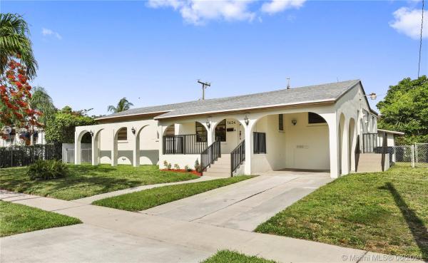 Miracle Manor, 1634 SW 82nd Pl, Westchester, Florida 33155, image 2
