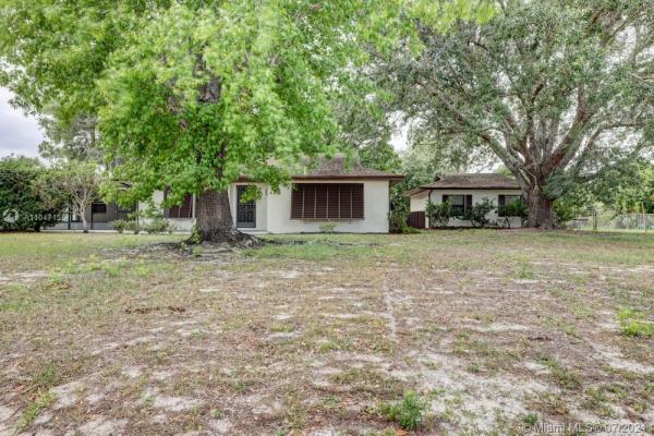 3818 SW Chaffin, Florida 34953, image 2