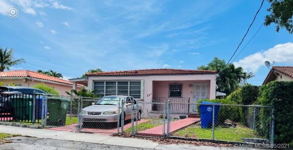 St Manors, 255 NW 41st Ave, Miami, Florida 33126, image 2