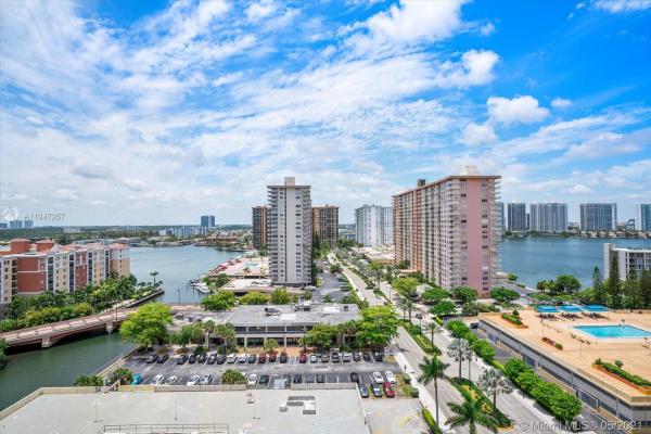 Winston Towers 300, 230 174th St #1612, Sunny Isles Beach, Florida 33160, image 1