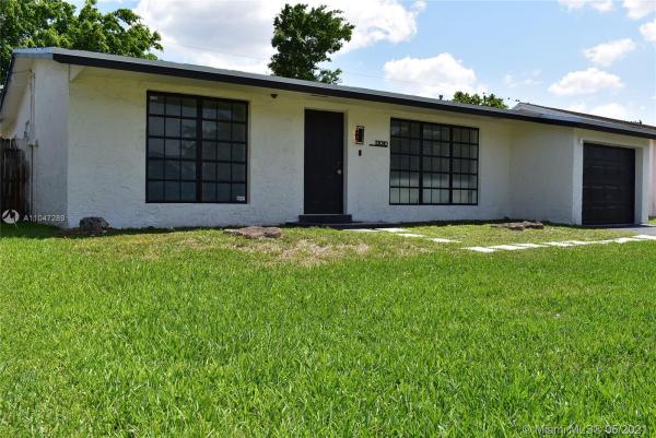 Windward Isle, 12010 NW 33rd St, Sunrise, Florida 33323, image 2