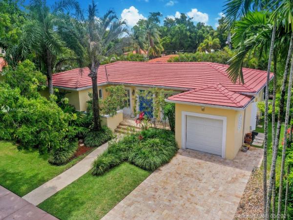 Riviera, 1526 Certosa Ave, Coral Gables, Florida 33146, image 2