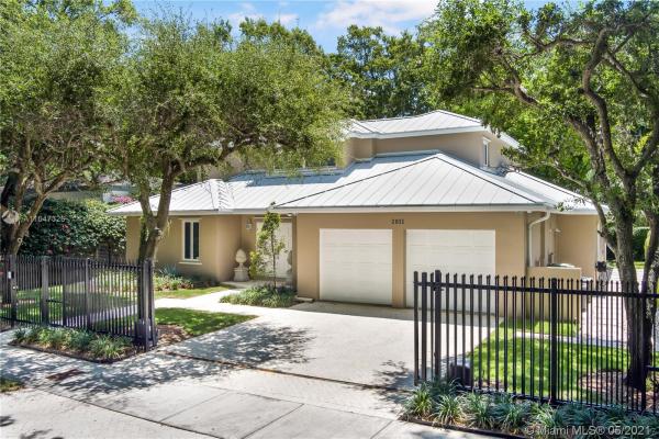 Crystal Heights, 2811 Natoma St, Miami, Florida 33133, image 2