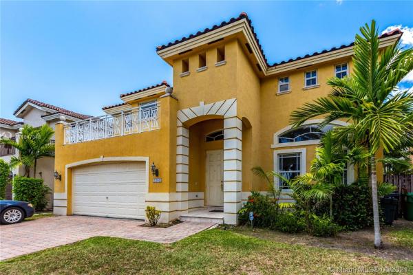 6310 SW 163rd Pl, Unincorporated Dade County, Florida 33193, image 2
