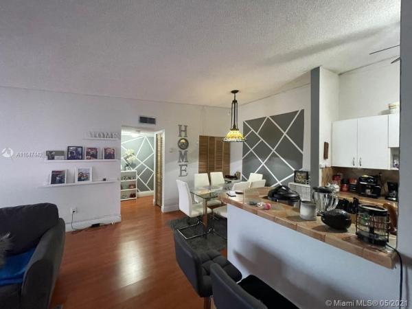 Lakeview At The Hammocks, 9719 Hammocks Blvd #205, The Hammocks, Florida 33196, image 2