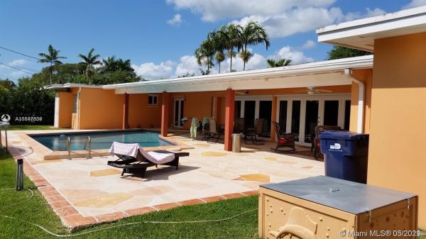 Hallmark Heights Estates, 12105 SW 73rd Ave, Pinecrest, Florida 33156, image 2
