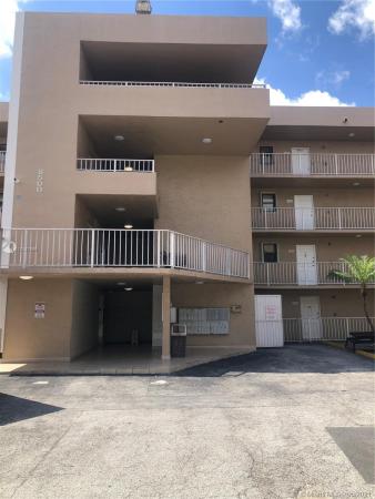 Visions At Fountainbleau Park 1, 8500 NW 8th St #406, Fountainebleau, Florida 33126, image 2