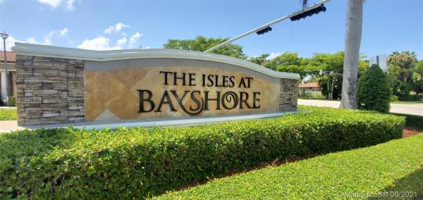 The Shores At Isles Of Bayshore, 9239 SW 227th St #7, Cutler Bay, Florida 33190, image 2