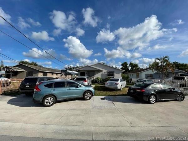 Lucerne Gardens, 645 NW 2nd St, Florida City, Florida 33034, image 2