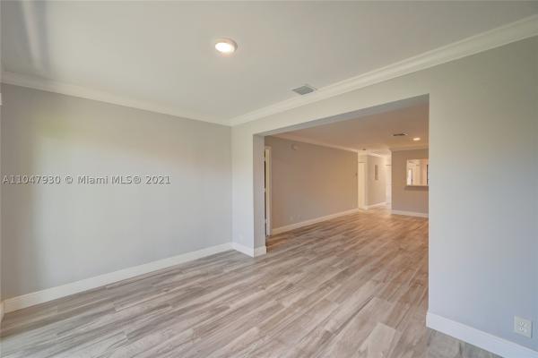 Camelot Village, 6854 Moonlit Dr, Delray Beach, Florida 33446, image 2