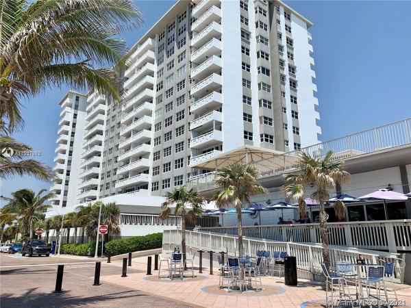 Hollywood Towers, 3111 N Ocean Dr #1005, Hollywood, Florida 33019, image 2
