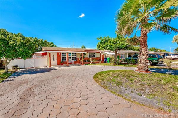 Miramar Tropical, 7619 Ramona St, Miramar, Florida 33023, image 2