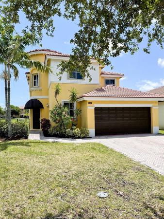 Ventanas At Homestead, 167 SE 22nd Ave, Homestead, Florida 33033, image 2