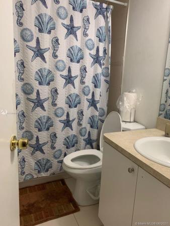 Laguna Club East, 250 NW 107th Ave #213, Fountainebleau, Florida 33172, image 2