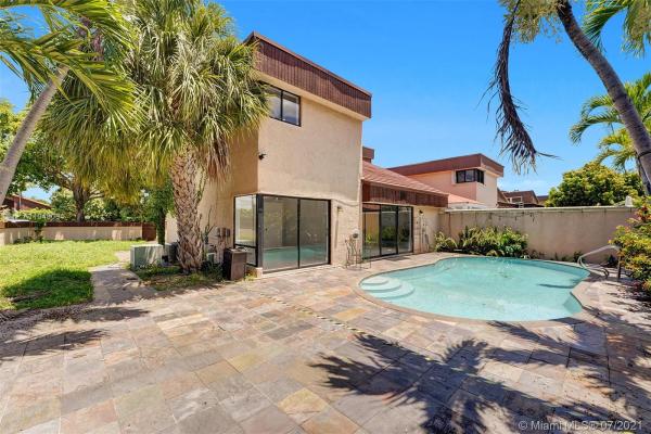Woodridge At The California Club, 1000 NE 204th Ln, Ives Estates, Florida 33179, image 2