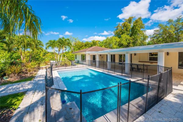 South Miami Heights, 11461 SW 95th St, Kendall, Florida 33176, image 2