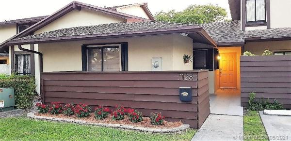 Monterrey Villas, 7128 SW 105th Ct, Sunset, Florida 33173, image 2