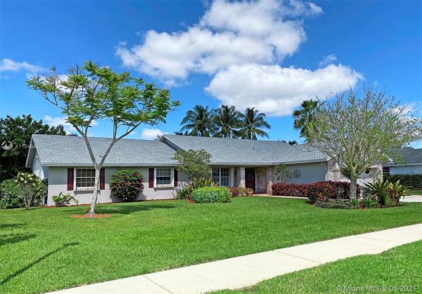 Ridgeview Lake Estates, 10441 SW 18th St, Davie, Florida 33324, image 2