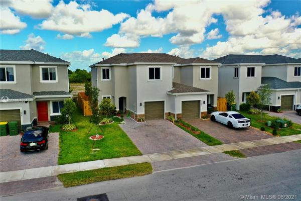 Palms At Bella Vista, 1703 SE 8th Pl, Homestead, Florida 33034, image 2