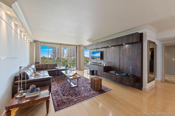 2800 Island Boulevard, 2800 Island Blvd #703, Aventura, Florida 33160, image 2