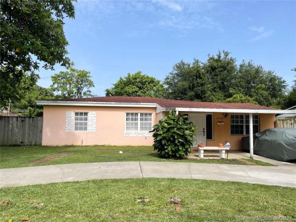 Sun Ray Homes Greynolds, 18340 NE 21st Pl, North Miami Beach, Florida 33179, image 2