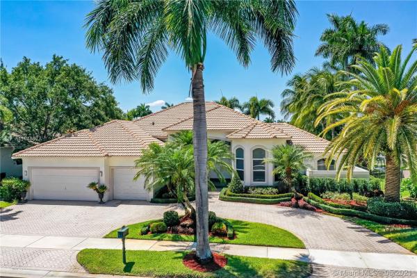 Montclaire, 2522 Montclaire Cir, Weston, Florida 33327, image 1