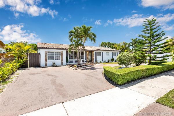 Coral Gardens, 2761 SW 92nd Pl, Westchester, Florida 33165, image 2
