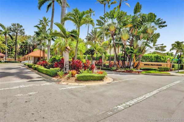 Royal Palm North, 15545 NW 82nd Pl, Miami Lakes, Florida 33016, image 2