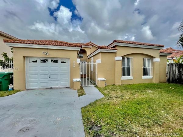 Shoma Homes At Imperial Lakes, 880 NW 123rd Ct, Tamiami, Florida 33182, image 2