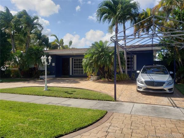 Lucky Star Estates, 1111 NE 203rd St, Ives Estates, Florida 33179, image 2