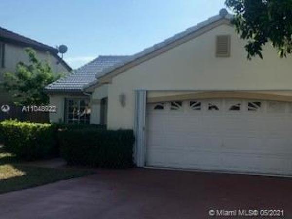 7740 SW 161 Ave #, Unincorporated Dade County, Florida 33193, image 2
