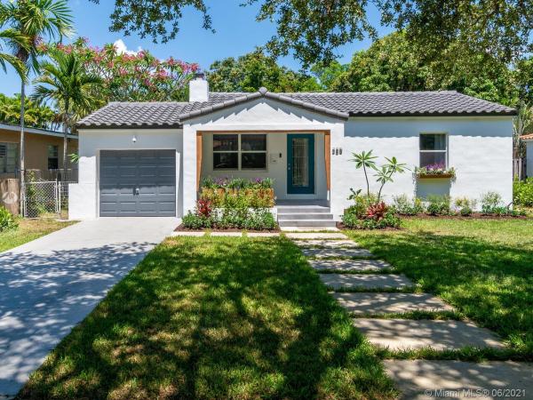 Country Club Estates, 385 Minola Dr, Miami Springs, Florida 33166, image 2