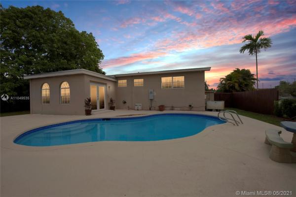 Miracle Manor, 7850 SW 17th St, Westchester, Florida 33155, image 2